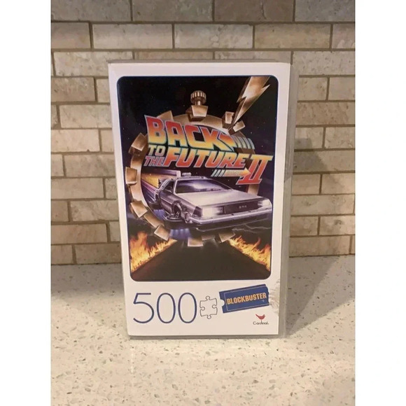Back to the Future II 2 500 Piece Puzzle in VHS Blockbuster Box Bt - Picture 1 of 4